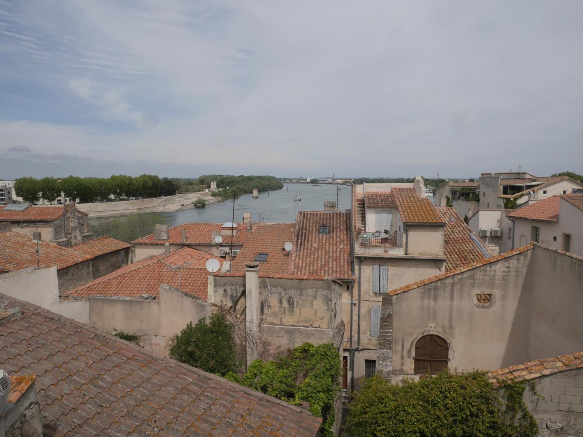 Superbe Appartement Avec Vue Arles Ngoại thất bức ảnh